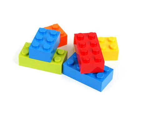 plastik lego mold.jpg