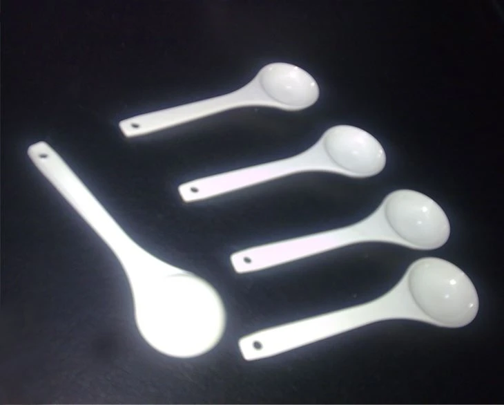 OEM Custom Injezzjoni Mould Nagħmlu Mgħarfa